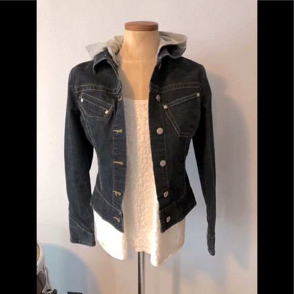 Younique Juniors Dark Denim Jean Jacket with Hoodie Size Small - Picture 3 of 6